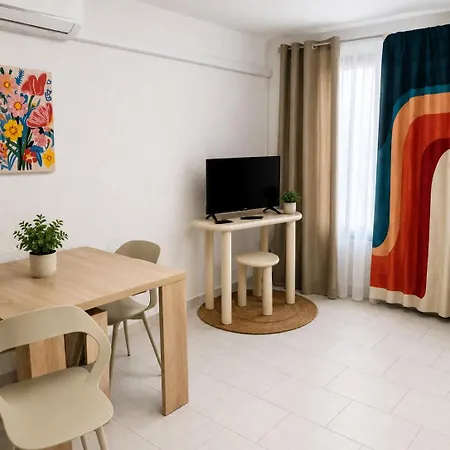 T2 Climatise Avec Terrasse A 500 M De La - Algajola Apartment *